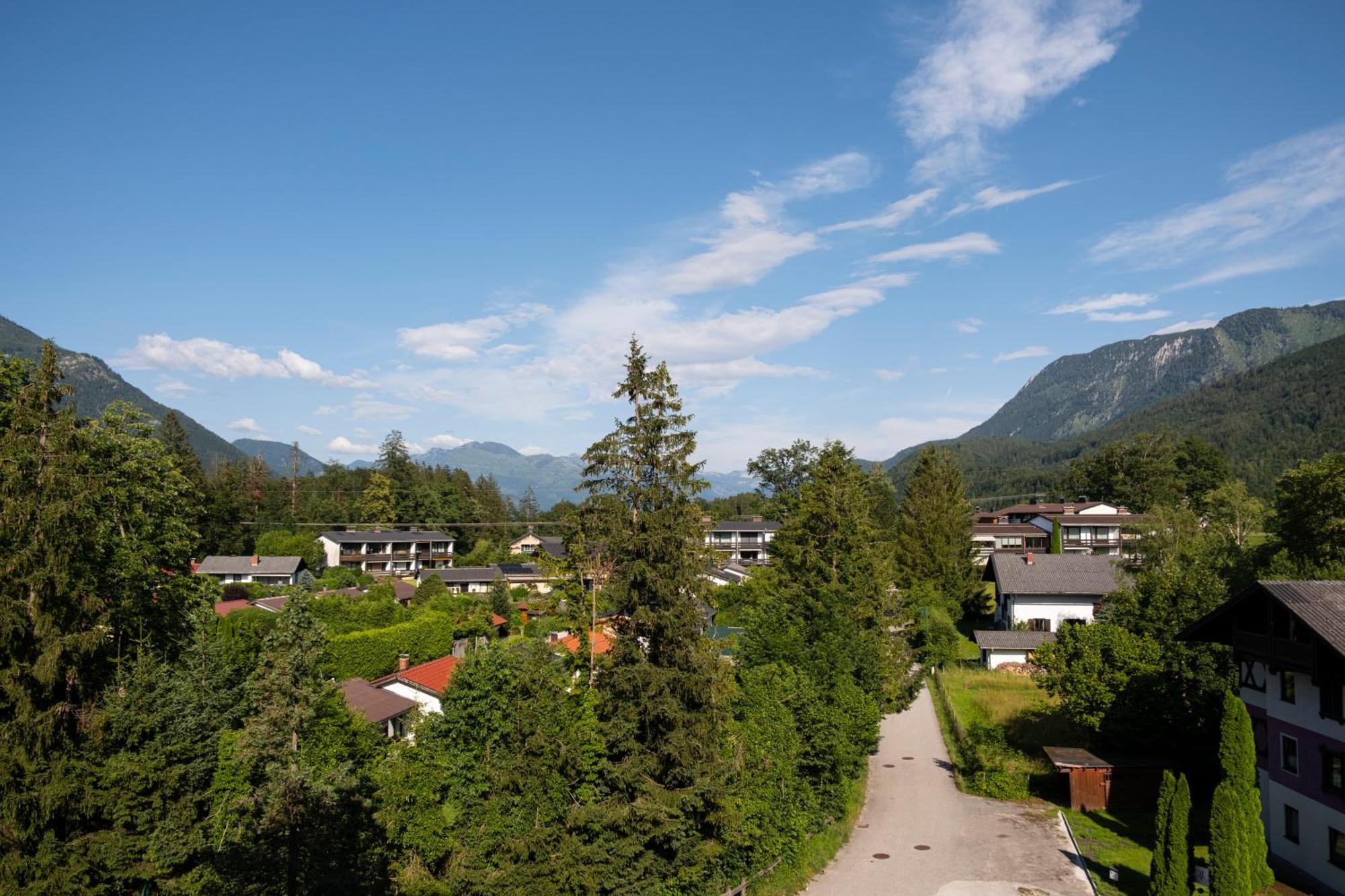 Suite Apartment Modern Getaway - Neu Renoviert - Strobl Am Wolfgangsee Exterior photo